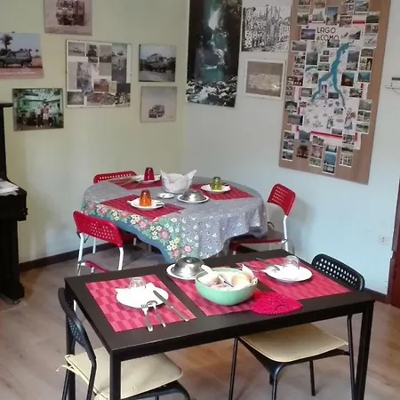 Alojamento de Acomodação e Pequeno-almoço Ai Tre Leoni Lake Como